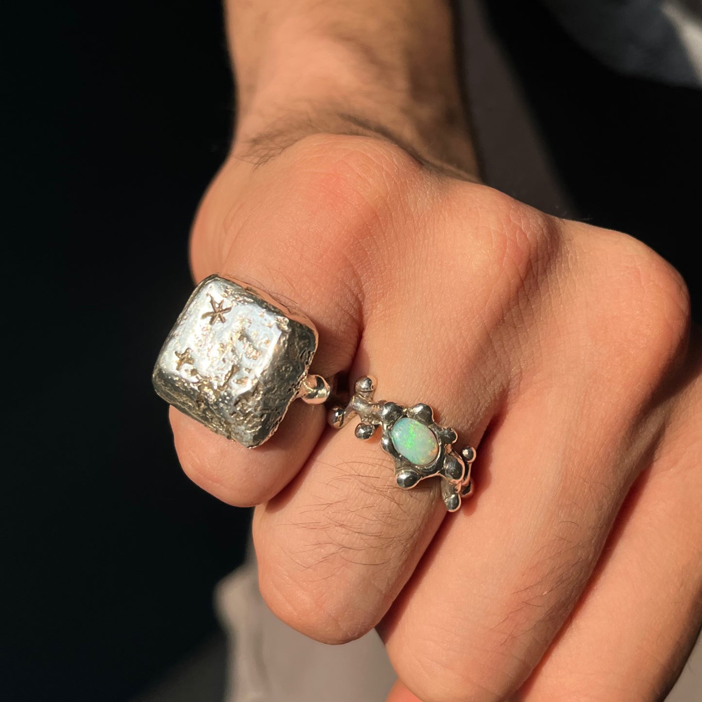 Tecla ring