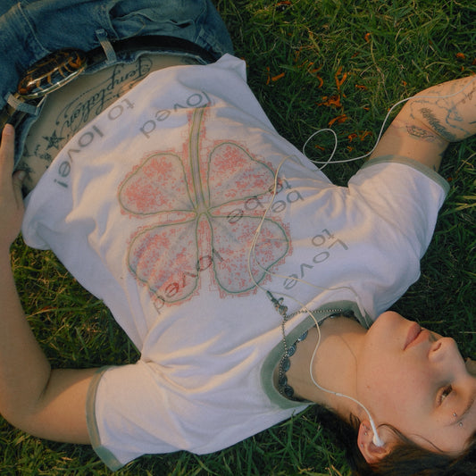 Love tee